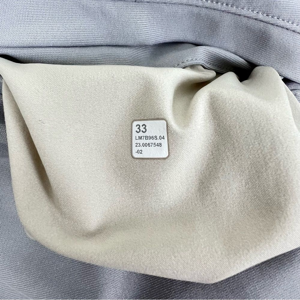 Lululemon Commission Shorts Mens Gray Qwick Oxford 9" Classic Chino Size 33 - Picture 5 of 7